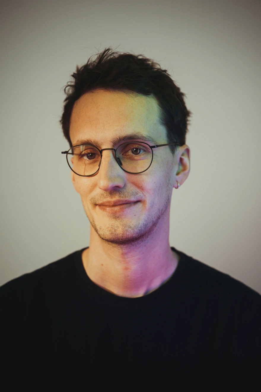 Portrait of Jürgen Haghofer, Senior Creative Technologist at BILDWERK